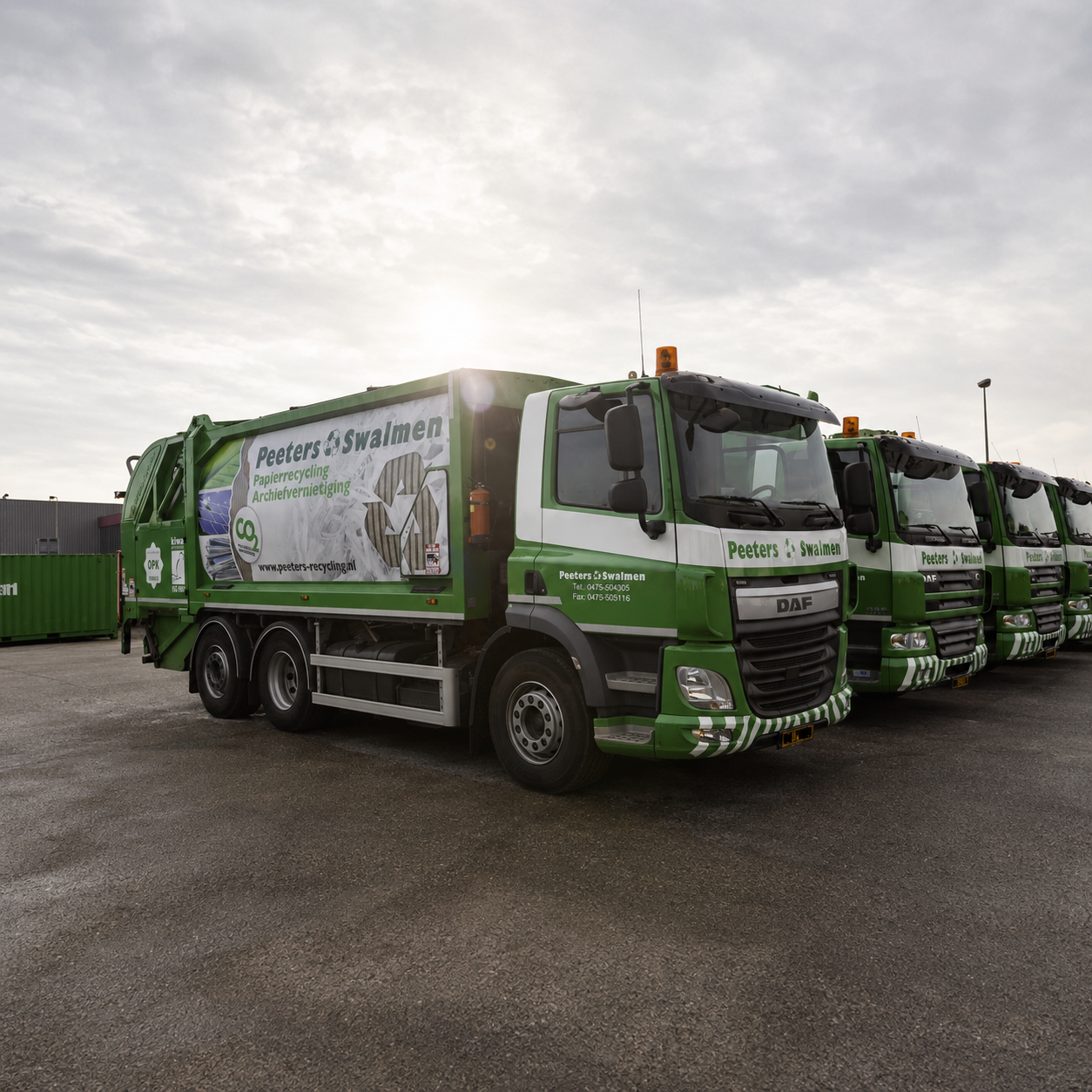 vrachtwagen gemeente-huishoudelijk-papier-ophalen